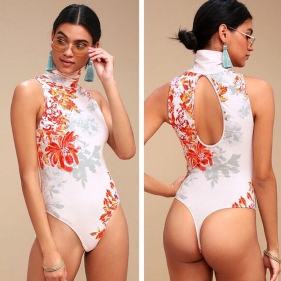 Free People Intimately Pixie Ivory Floral Print Mock Neck Bodysuit Size Medium - Picture 6 of 7